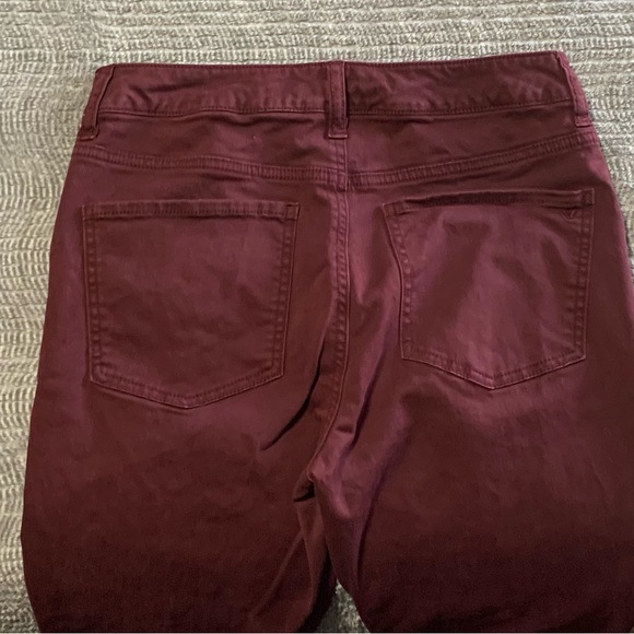 3/$30 American Eagle Outfitters Burgundy High Rise Jeggings Skinny Fit - Picture 4 of 14